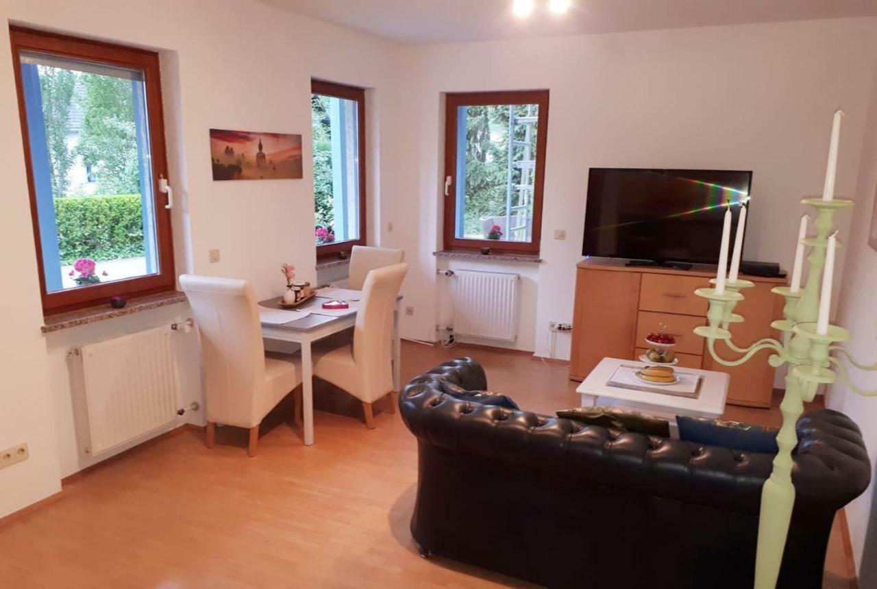 Ferienwohnung Caroline Андернах Екстериор снимка